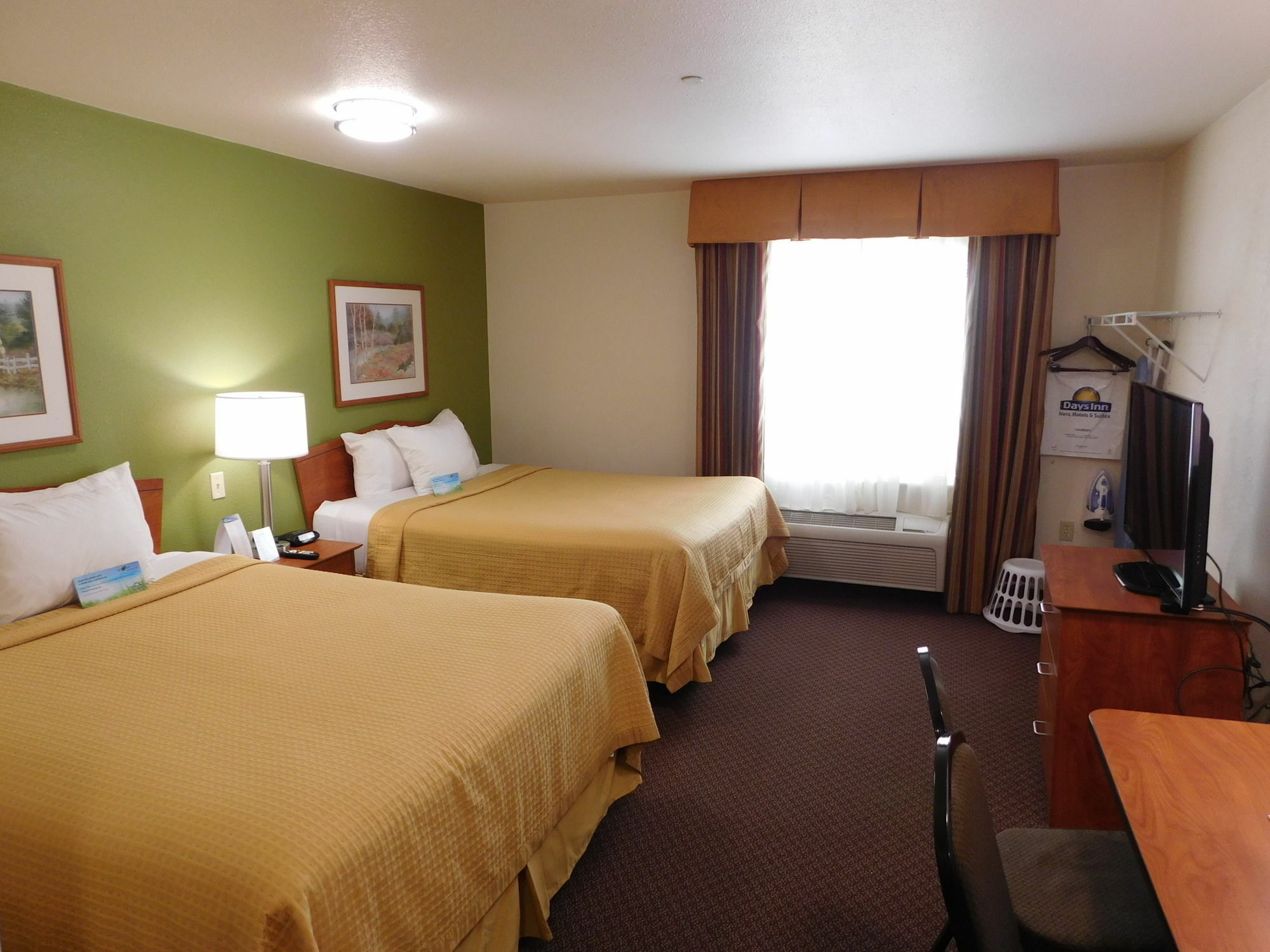 Days Inn & Suites By Wyndham Rochester South Kültér fotó