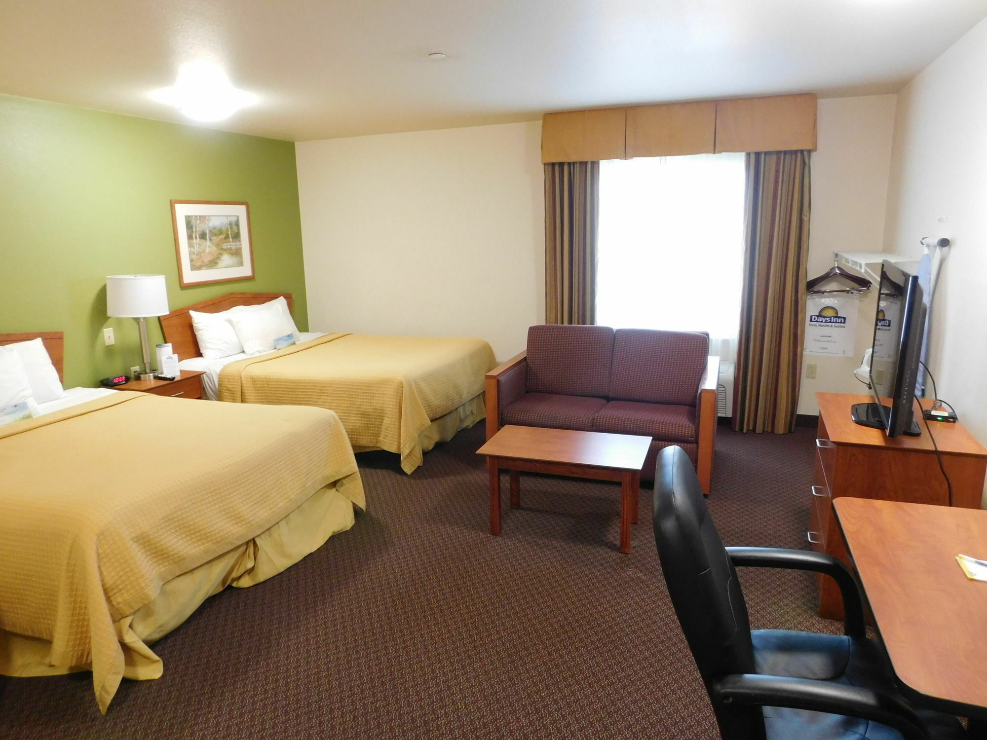 Days Inn & Suites By Wyndham Rochester South Kültér fotó