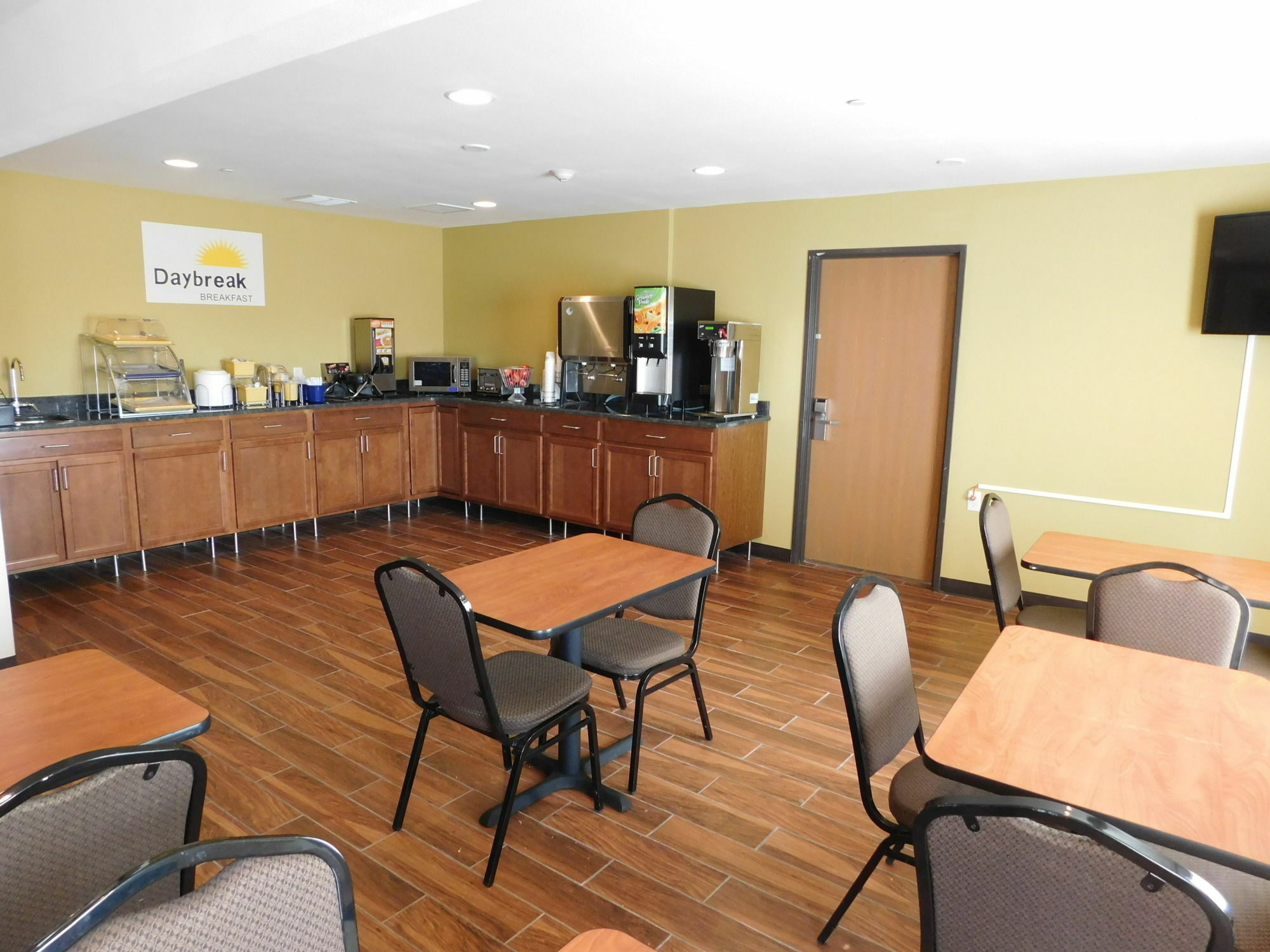 Days Inn & Suites By Wyndham Rochester South Kültér fotó